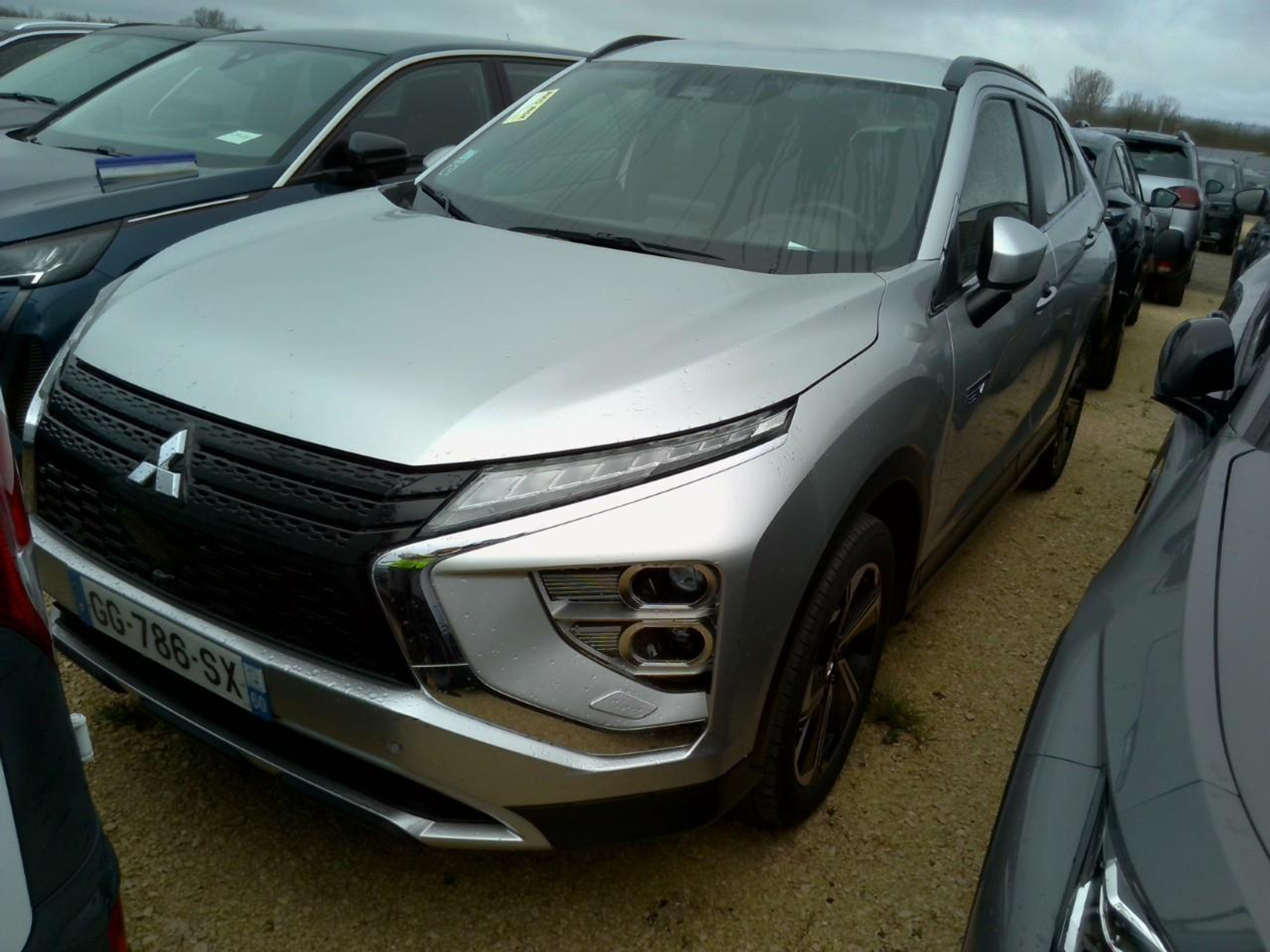 Mitsubishi Eclipse Cross 2.4 PHEV Business Intense+ 47015210-0.jpg | Dealer Car Trade B.V.