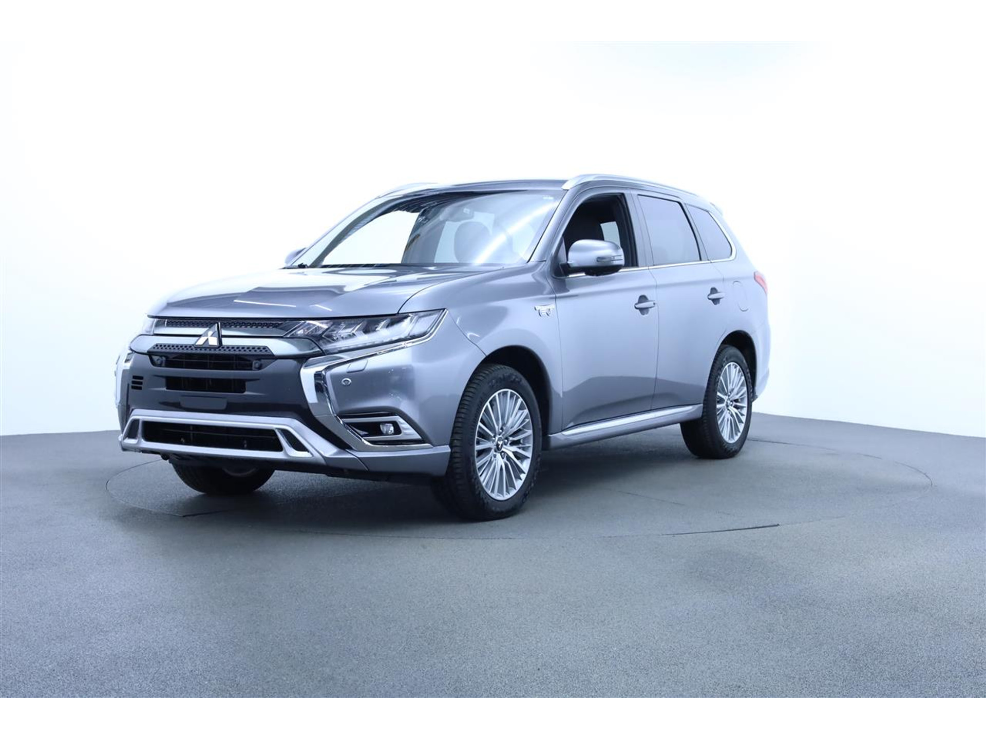 Mitsubishi Outlander 2.4 PHEV Instyle Led Volleder Nav AppConnect Winterpakket 360° Camera 49795310-0.jpg | Dealer Car Trade B.V.