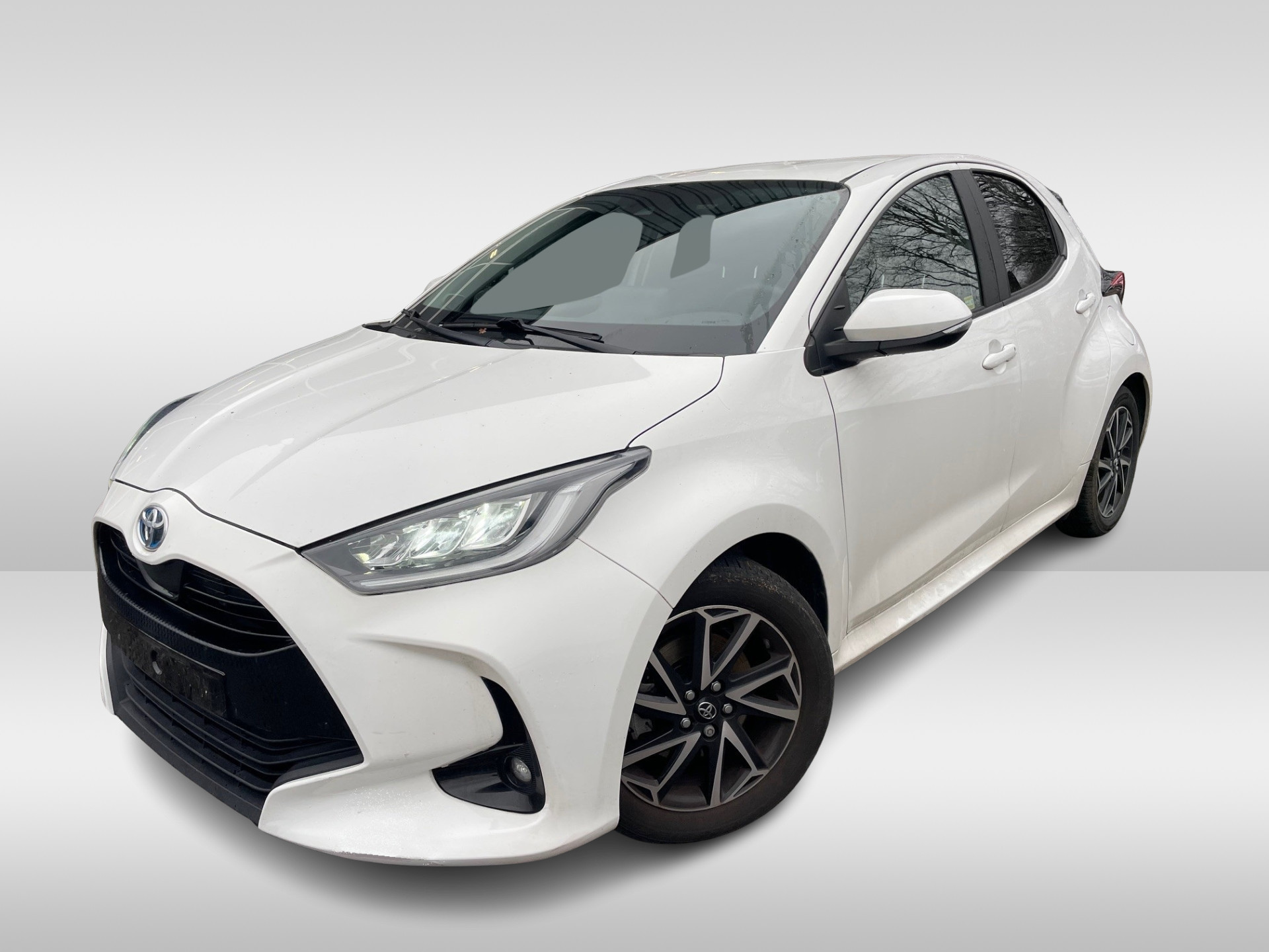 Toyota Yaris 1.5 Hybrid Dynamic Led Climate AppConnect Winterpakket ACC PDC 51512418-0.jpg | Dealer Car Trade B.V.