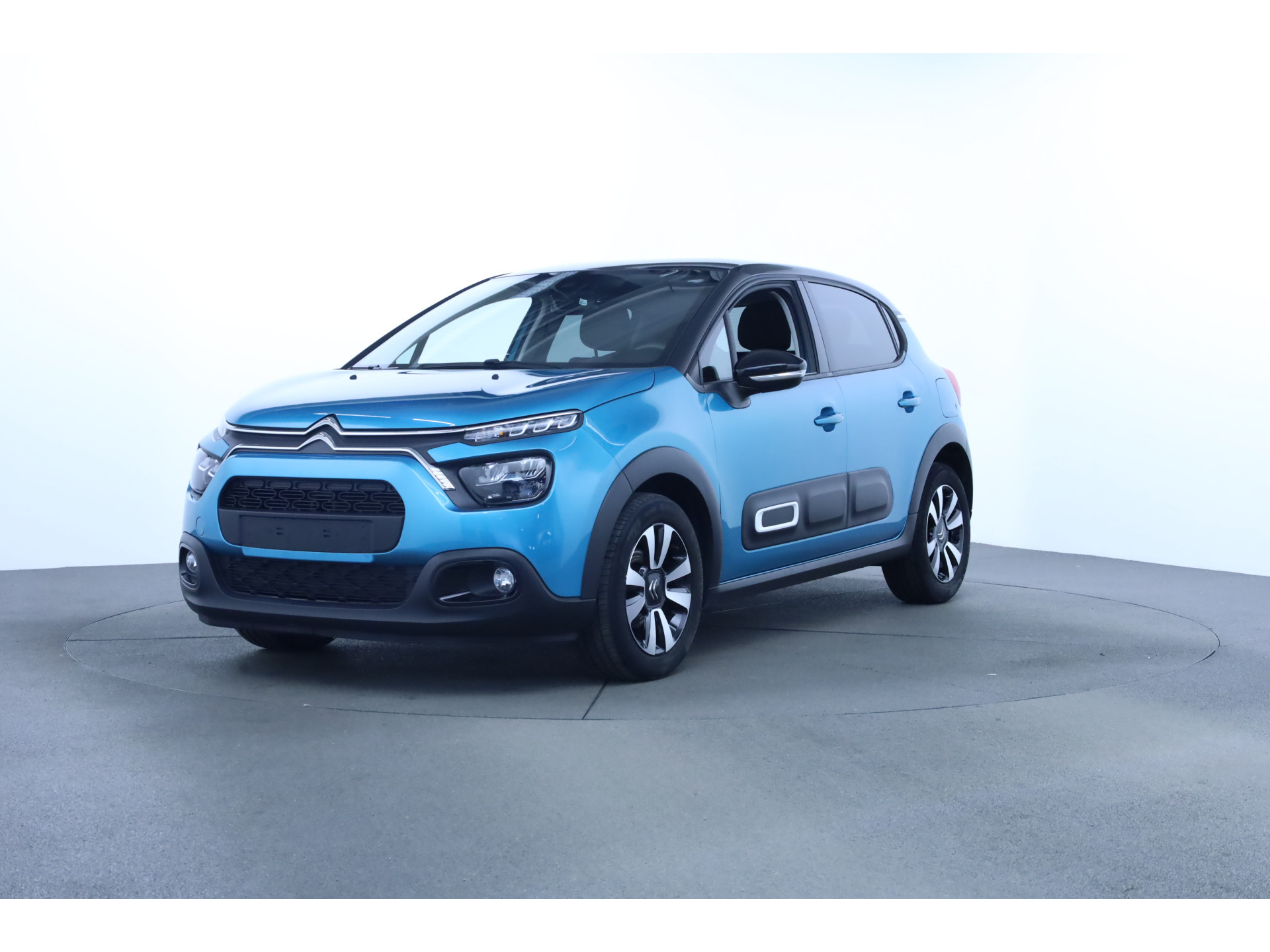 Citroën C3 1.2 PureTech Shine Led Climate AppConnect Winterpakket Cruise PDC 53927613-0.jpg | Dealer Car Trade B.V.